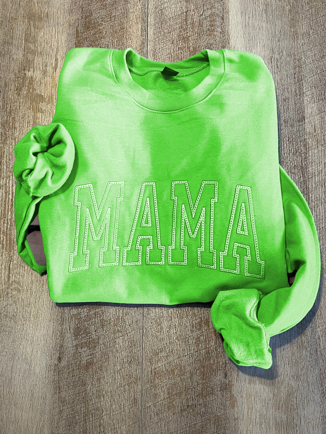 'MAMA' Embroidered Sweatshirt