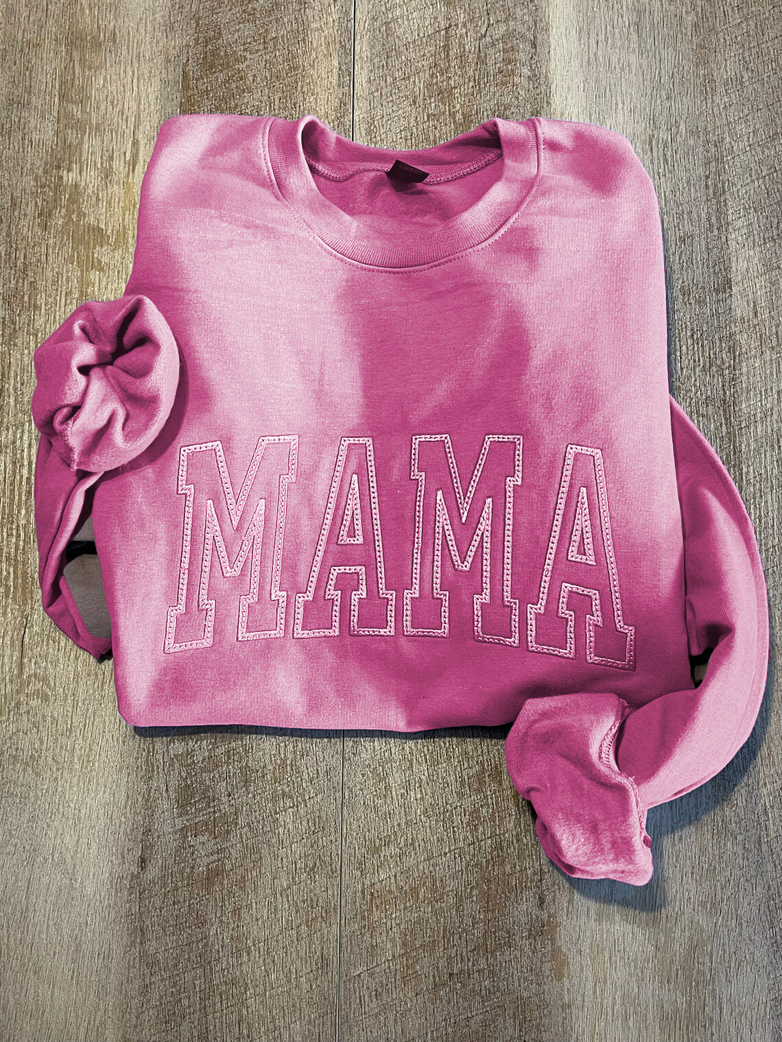 'MAMA' Embroidered Sweatshirt