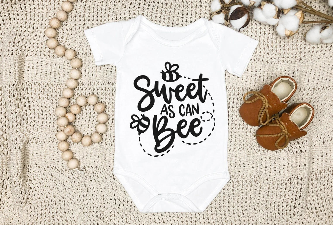 Sweet as can bee gender neutral Baby Bodysuit, Sweet as can Bee baby gift, Baby announcement, Pregnancy Reveal, Baby Bee, Honey Bee