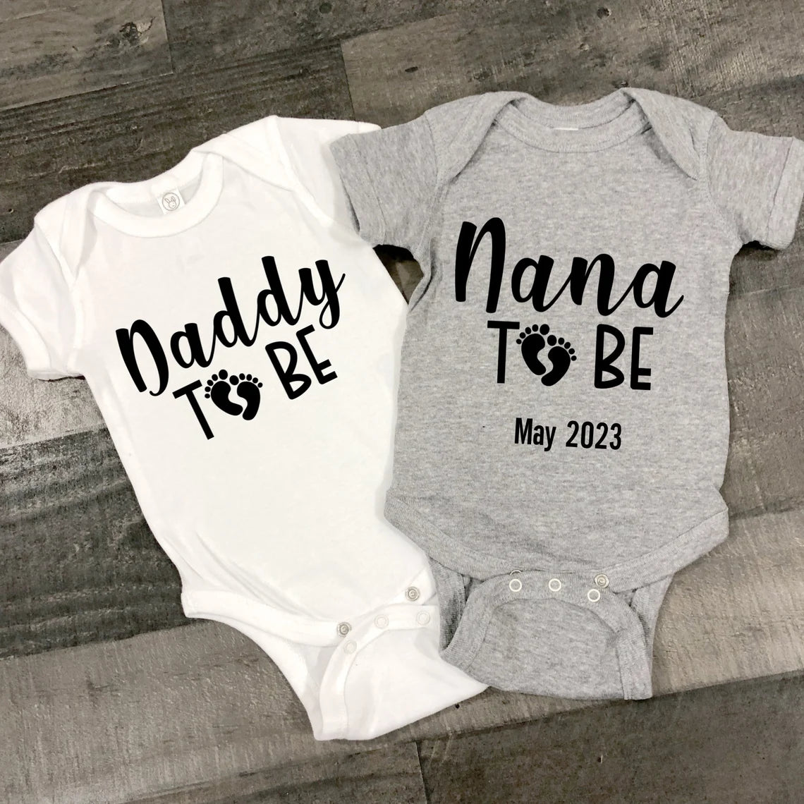 Custom Pregnancy Announcement, Baby Announcement Bodysuit, Husband Pregnancy Announcement, Baby Shower Gift, Couple Pregnancy Announcement